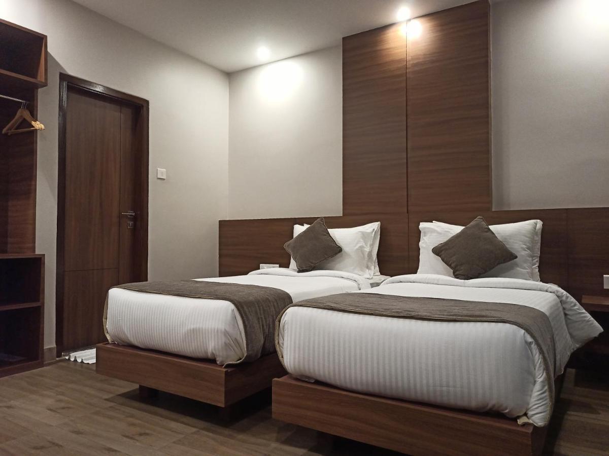 Hotel Tree Fern Dibrugarh Dış mekan fotoğraf