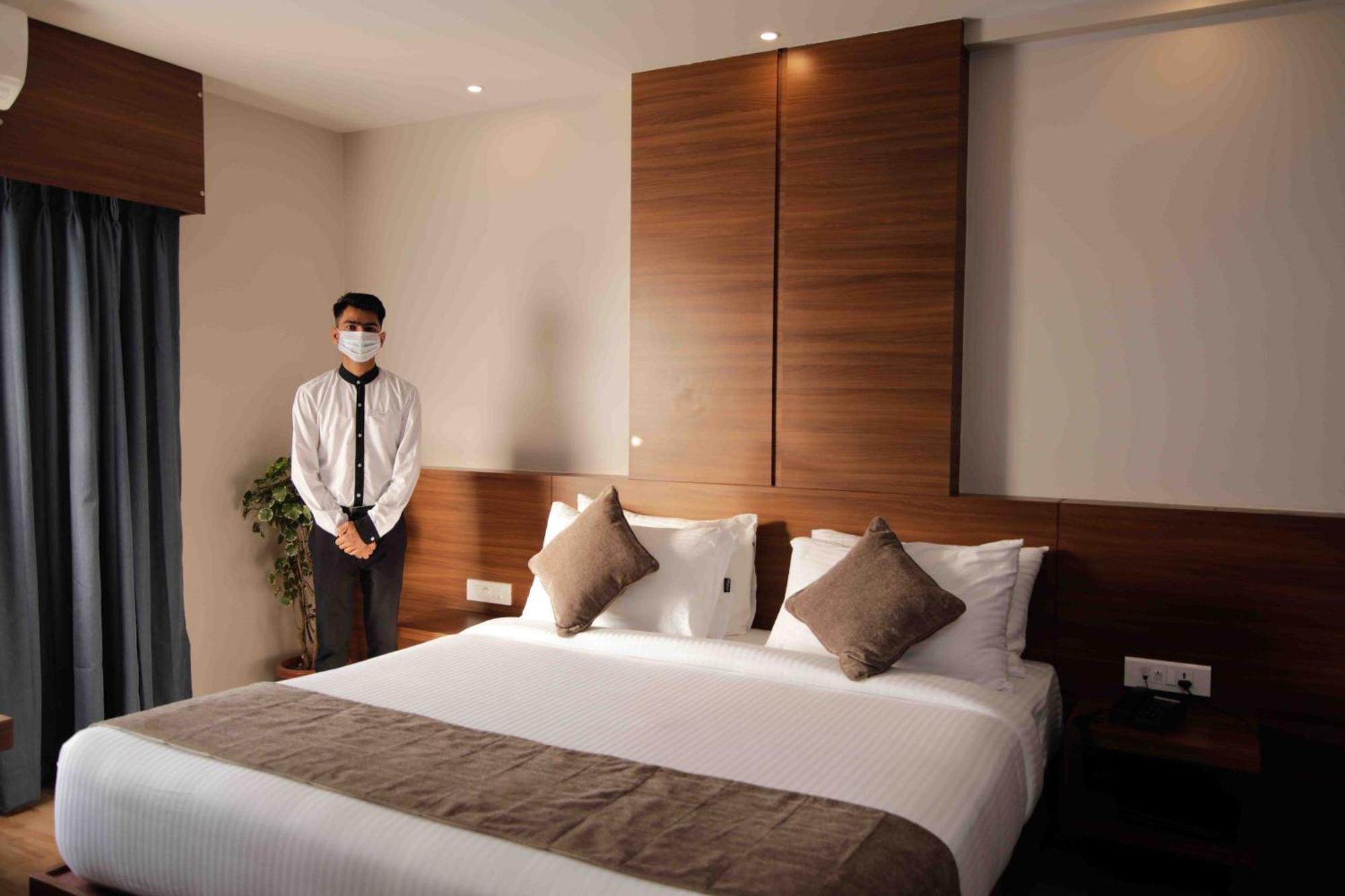 Hotel Tree Fern Dibrugarh Dış mekan fotoğraf