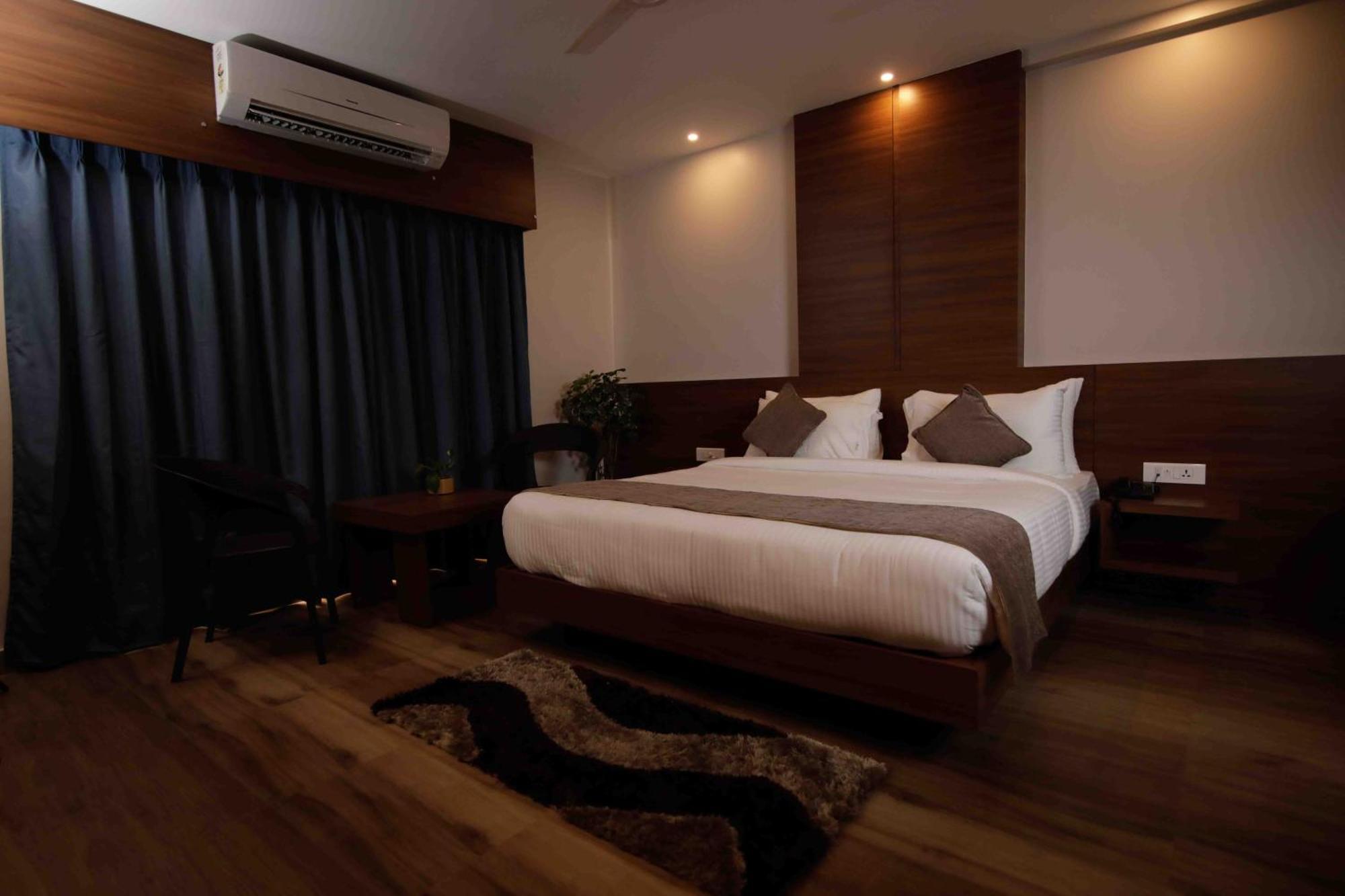 Hotel Tree Fern Dibrugarh Dış mekan fotoğraf